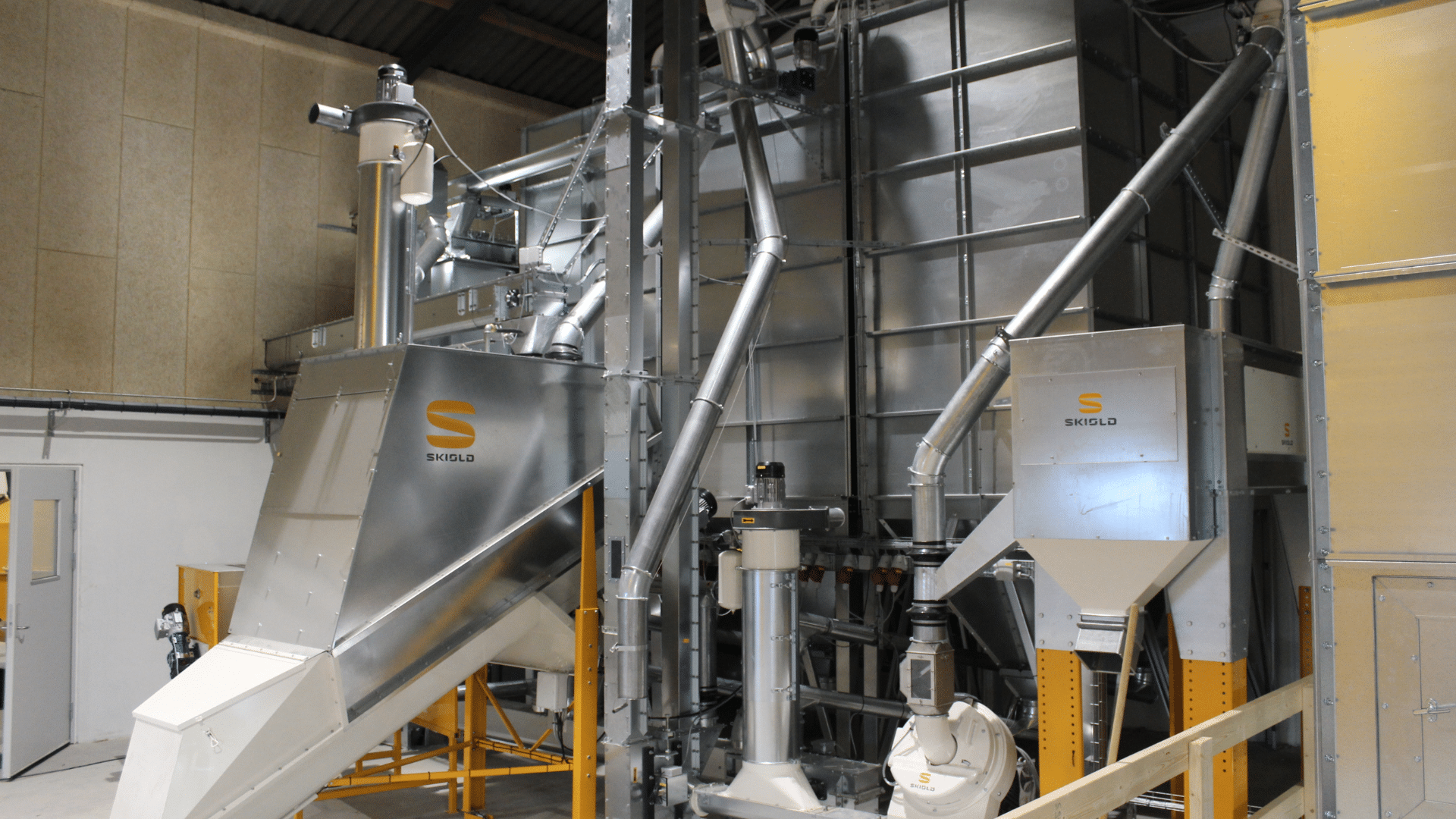 Image of Grain Milling machines inside a big factory